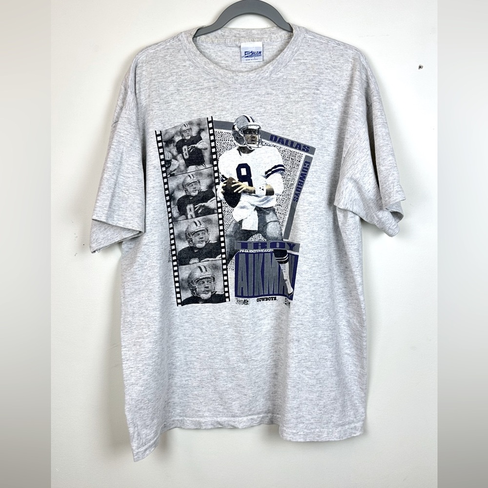 Salem Sportswear
Vintage 1990s troy aikman dallas